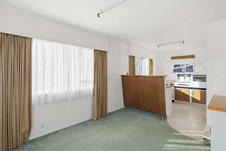 5 Marine Parade Paraparaumu Beach_11