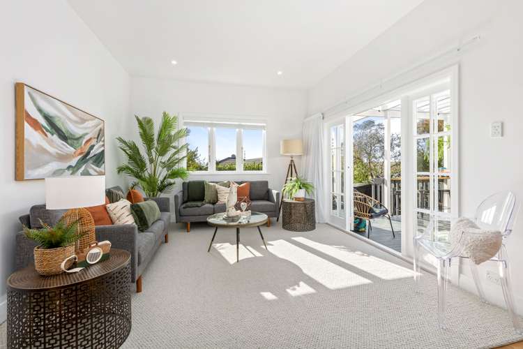 83 Golf Road New Lynn_8