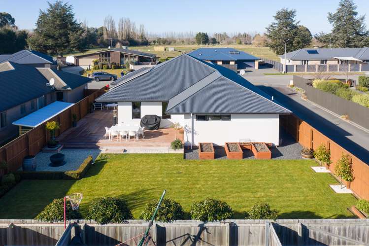 13 Geoff Geering Drive Netherby_24