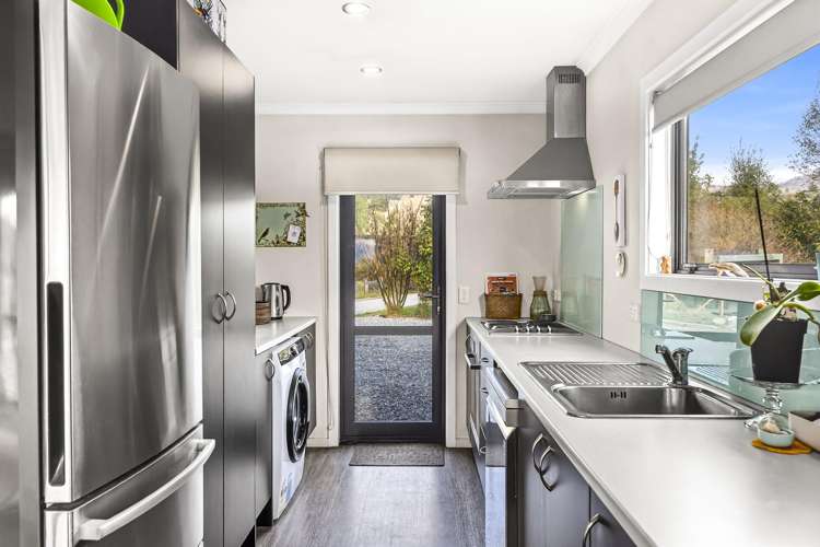 145 Main Road Luggate_6