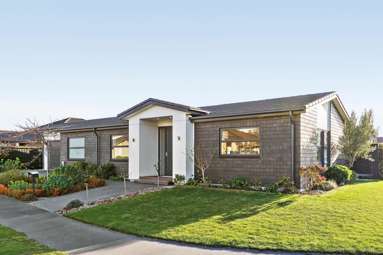 2 Colin Laloli Place_1