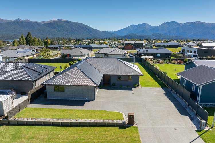 5 Carran Court Te Anau_40