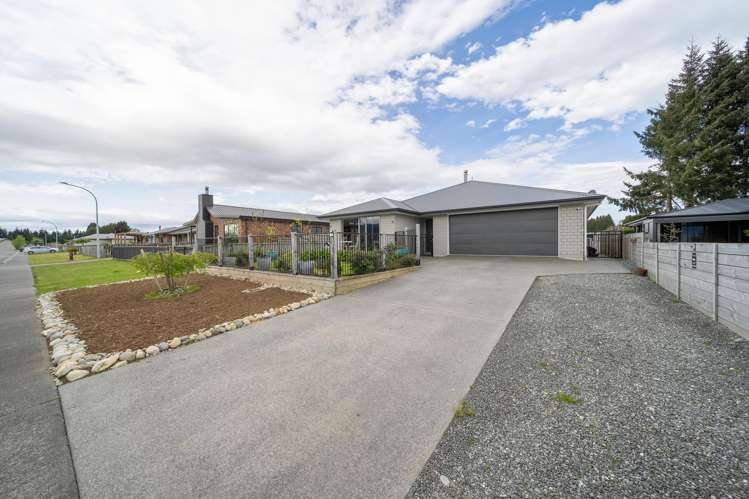 61 Orbell Crescent Te Anau_31