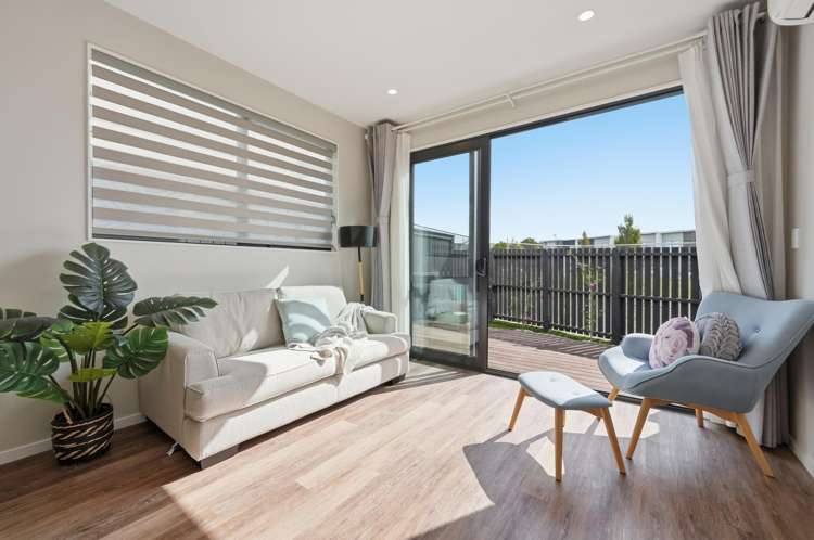 14 Mihi Lane Hobsonville_5