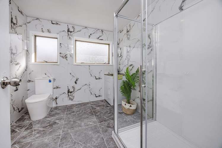 2/29 Trentham Road Papakura_9