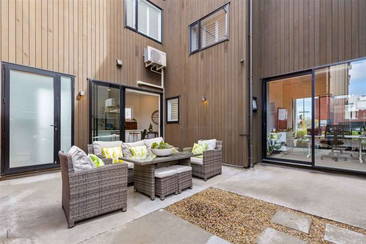 72 Squadron Drive Hobsonville_10