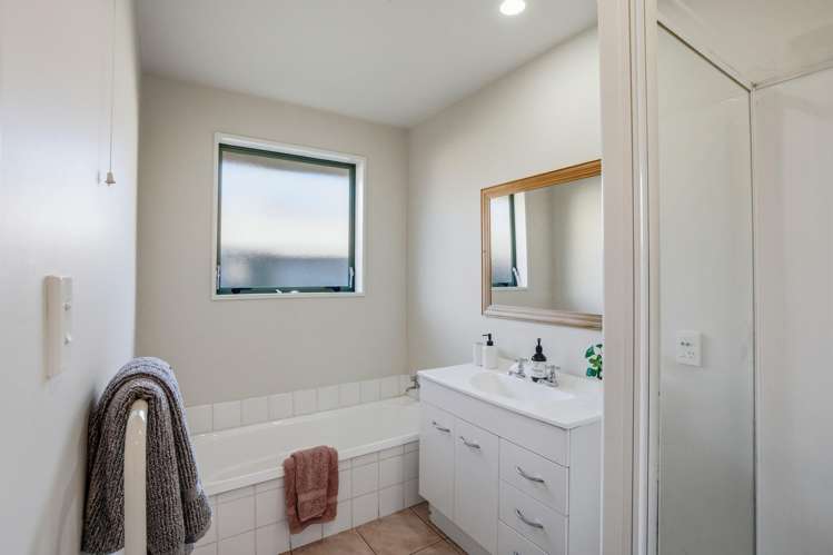 51 Parade Court Addington_21