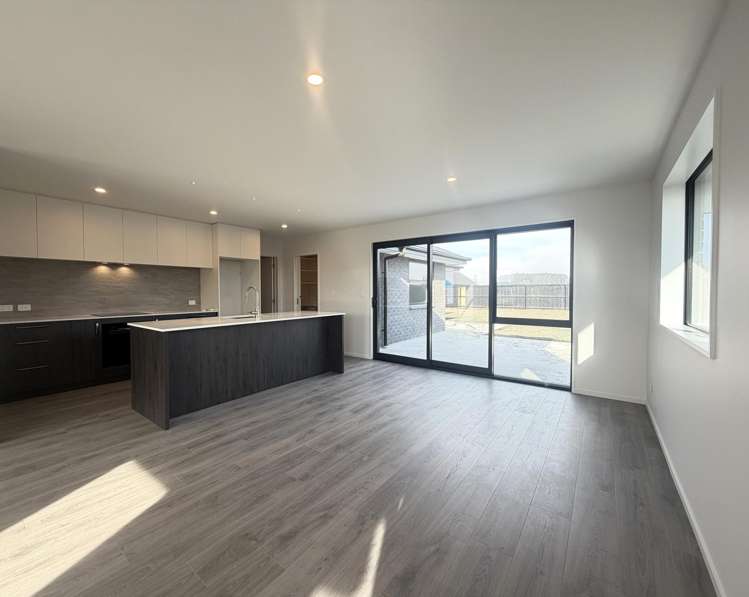 31 Greenslade Drive Lincoln_2