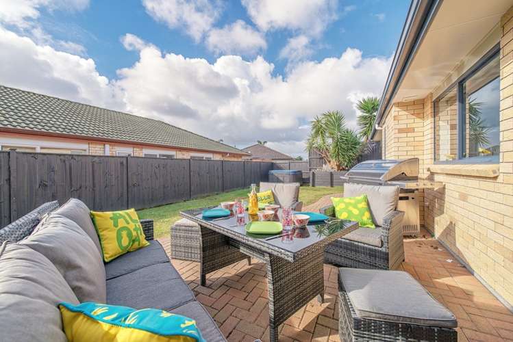 14 Belfry Place Wattle Downs_7