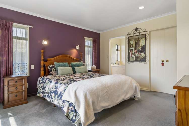 5 Hampstead Court Pyes Pa_18