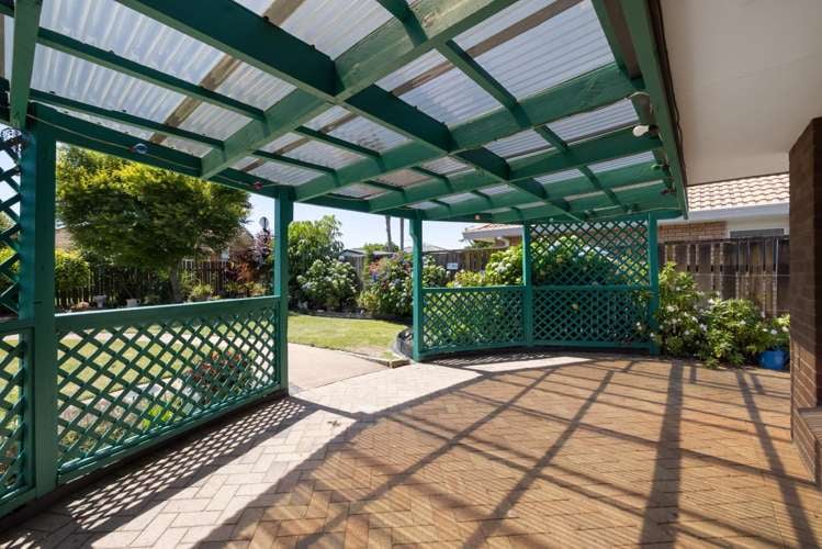 8 Lotus Avenue Mt Maunganui_16