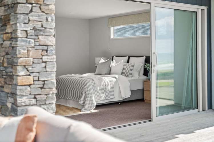 169A Marine Parade Mt Maunganui_17