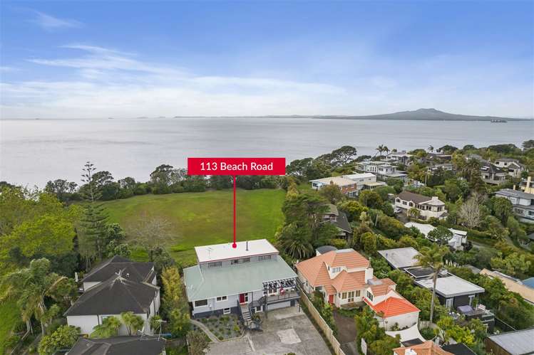 113 Beach Road Castor Bay_14