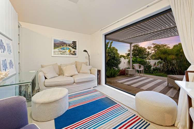 1/2 Heathcote Road Castor Bay_14
