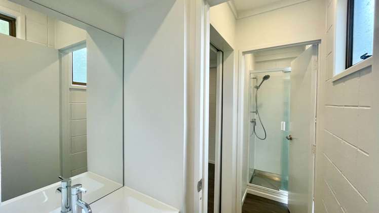 96B Arran Road Browns Bay_11