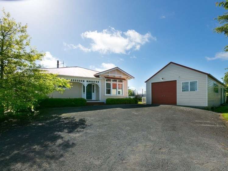 1245 Upland Road Egmont Village_8