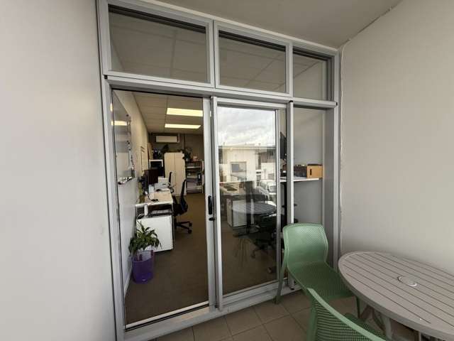 2/6 Loft Place Kumeu_4