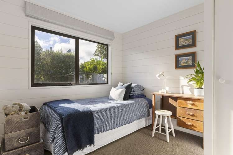 12a Golders Place Richmond Heights_11