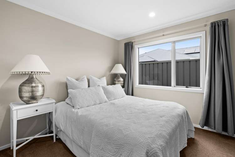 6 Taieri Place Poraiti_13