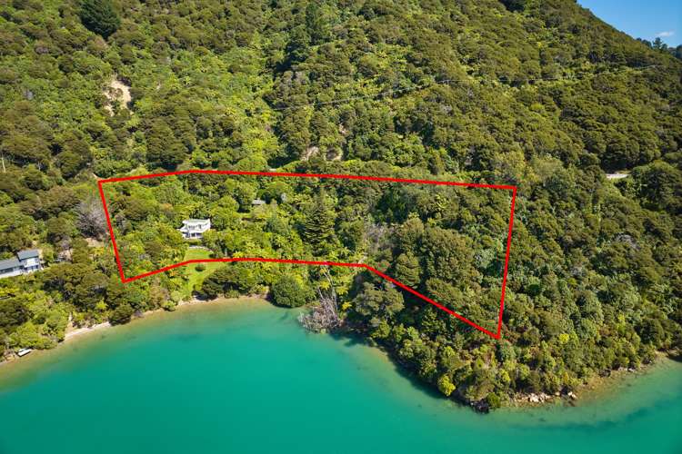 2799 Kenepuru Road Kenepuru Sound_16