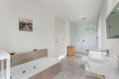 73 Robertson Road_4