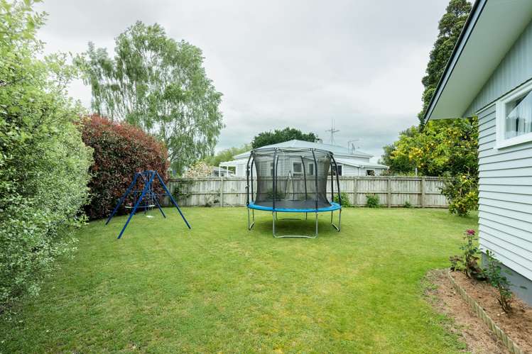 4 Swift Place Leamington_20