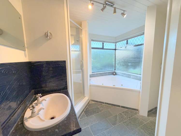  20 Holywood Lane Gladstone_15
