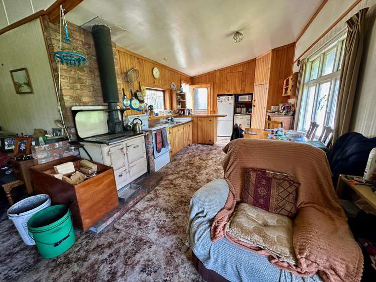 406 Arapito Road Karamea_18