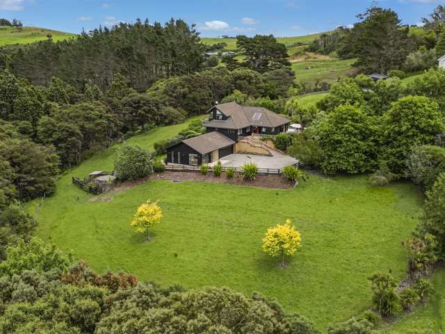 1439 Old North Road Helensville_3