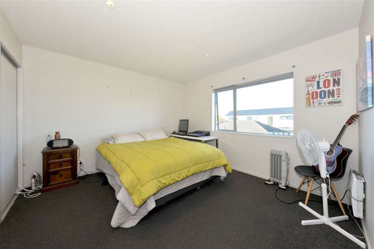 2/49 Maxwell Street Riccarton_7