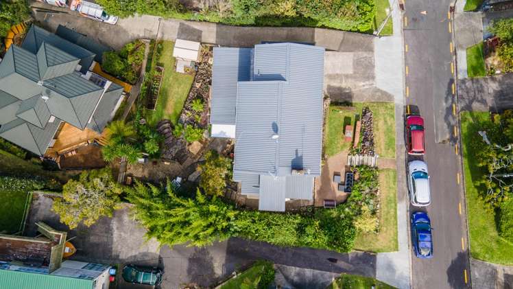 2 Lilac Grove Hillsborough_17
