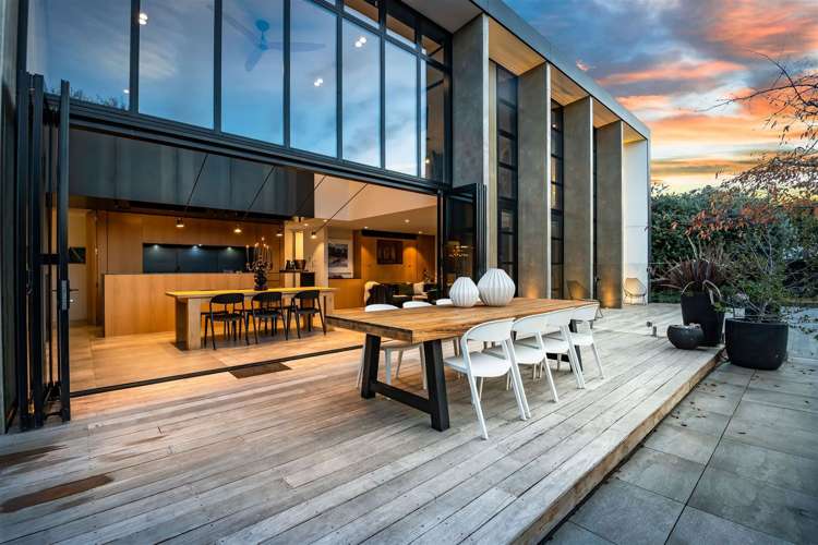 9 Walnut Avenue Strowan_47