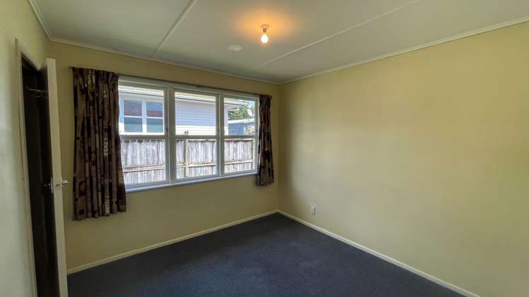 12 Gill Avenue Te Atatū Peninsula_8