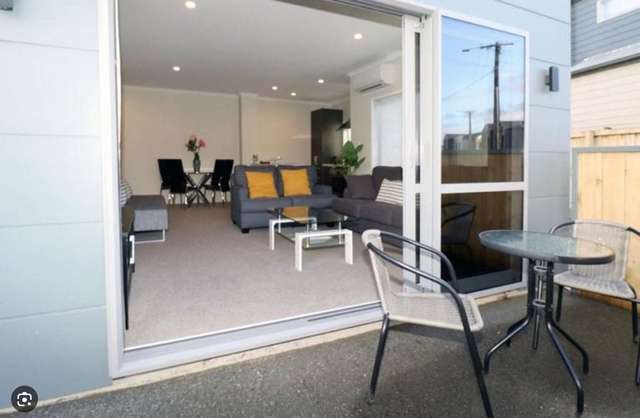 1/5 Jones Crescent Melville_4