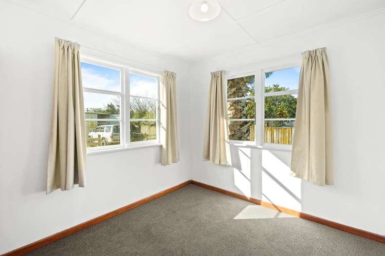 21 Scott Street Elgin_11