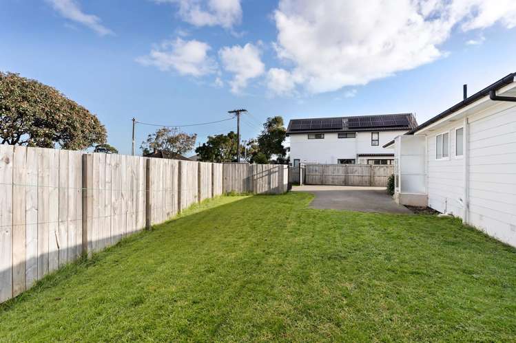 14 Hilda Road Favona_12