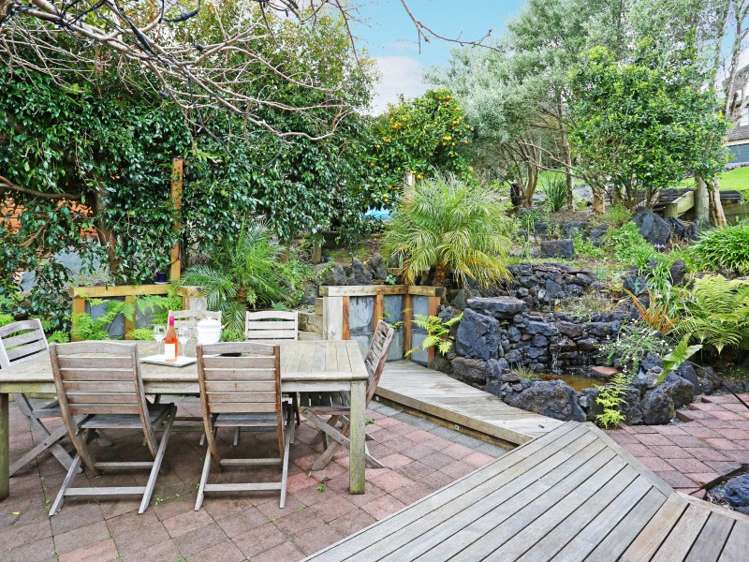 3 Kauri Lane Red Hill_16