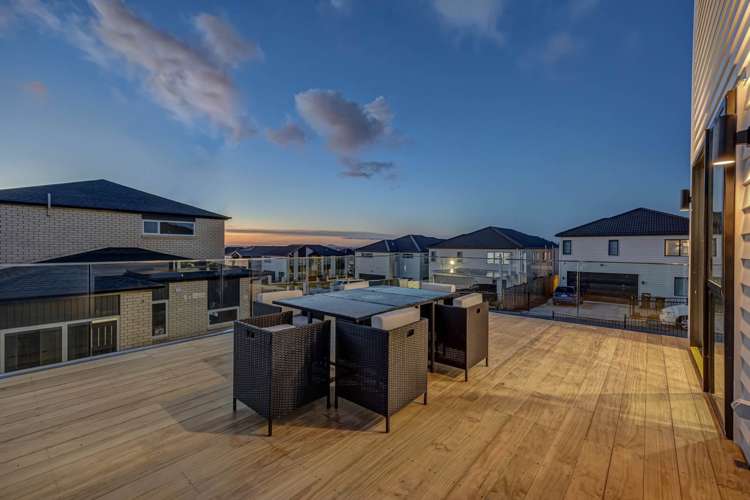 22 Tannaghmore Drive Flat Bush_5