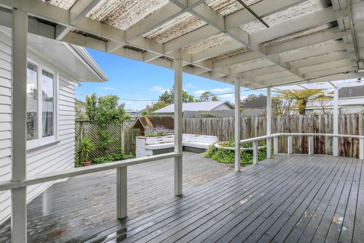 4 Fairdene Avenue Henderson_1