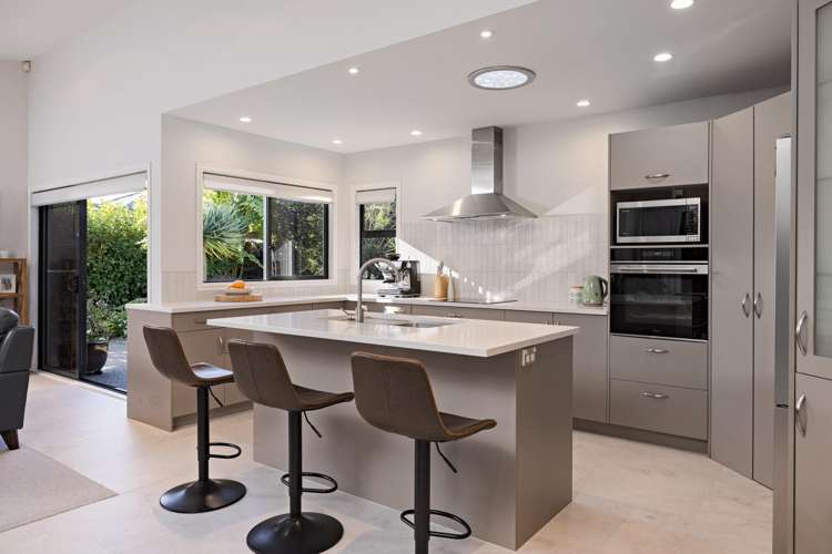 108 Rowesdale Drive_3