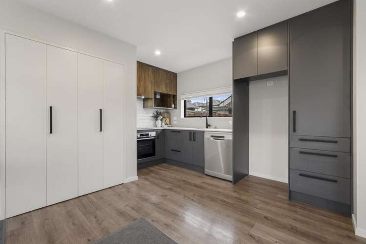 2/162 Springfield Road_4