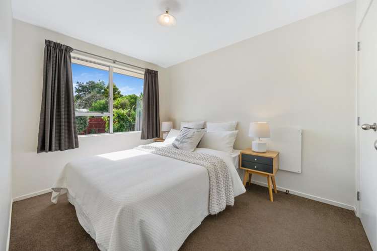 22 Sandown Crescent Aranui_7