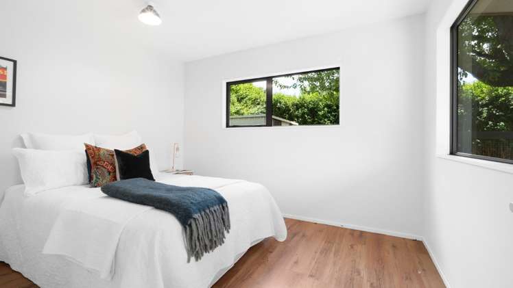 19 Belfield Street Dallington_16