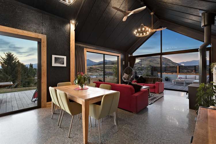 11 Cunninghams Drive Jacks Point_16