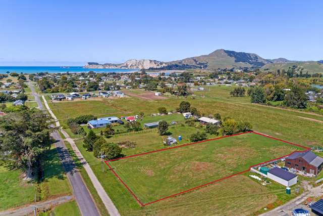 Tolaga Bay acre – lovely sunny site