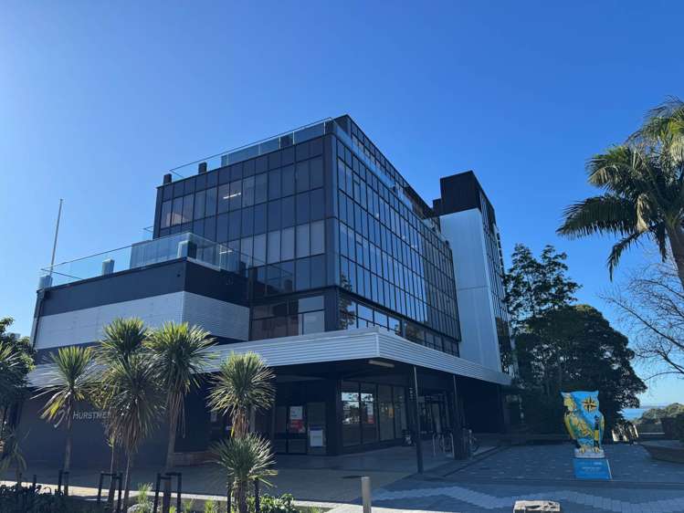 51 Hurstmere Road_0