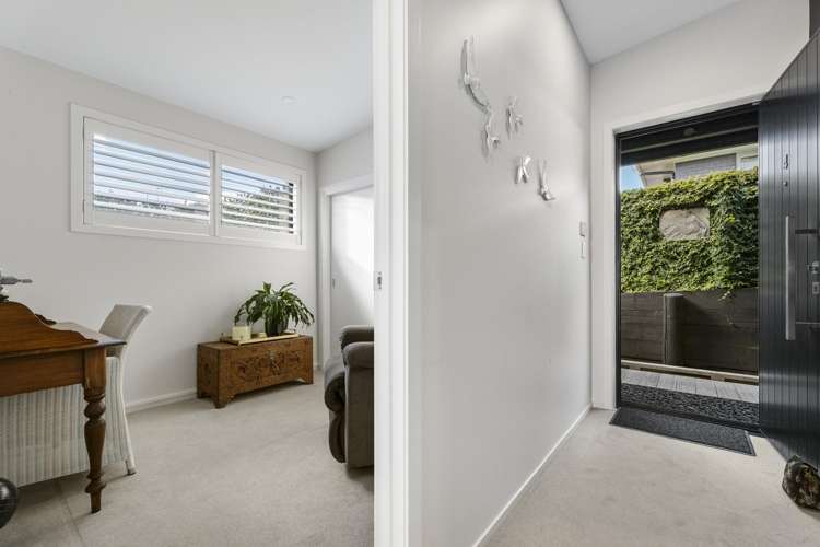 1/107 Wharf Street Tauranga Central_12