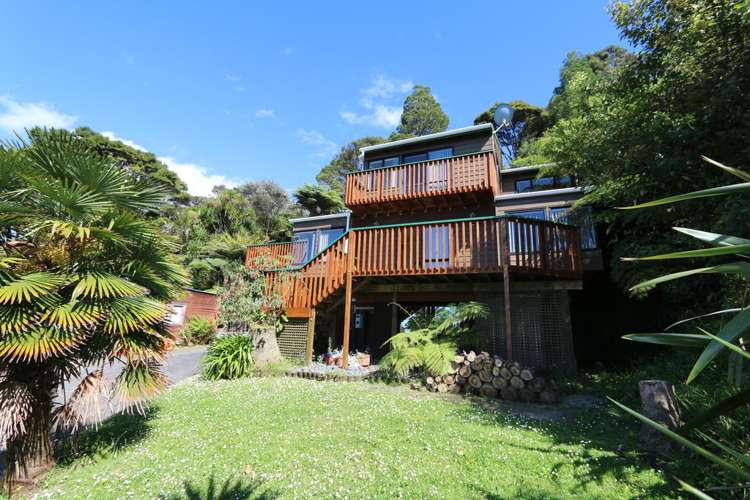 7 Kauri Point Road Laingholm_0