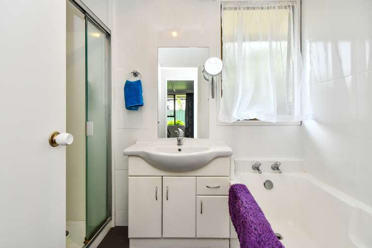 26 Oakmont Place Wattle Downs_16