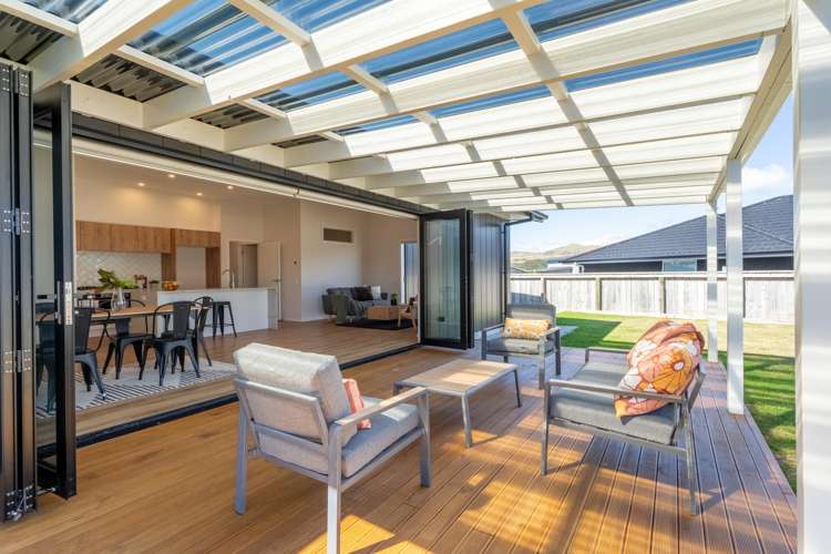 23 Queen Charlotte Drive Aotea_16